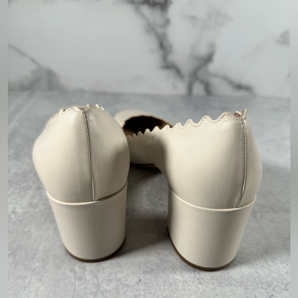 Chloé Block Heel Scallop Pumps Cream Leather Size 40- fits 9.5 - Picture 3 of 8